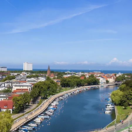 Cblue Friedrich Franz, 500 M Zum Strand, Zentral