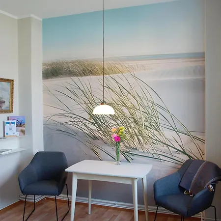 Cblue Friedrich Franz, 500 M Zum Strand, Zentral