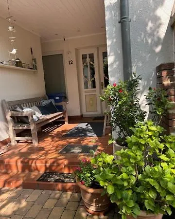 Cblue Friedrich Franz, 500 M Zum Strand, Zentral *